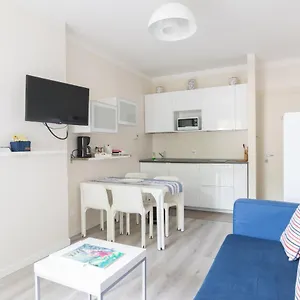 Monica Apartment